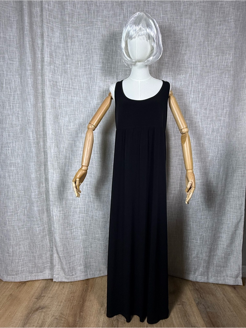 Banana Republic Black Sleeveless Maxi Dress - Scoop Neck